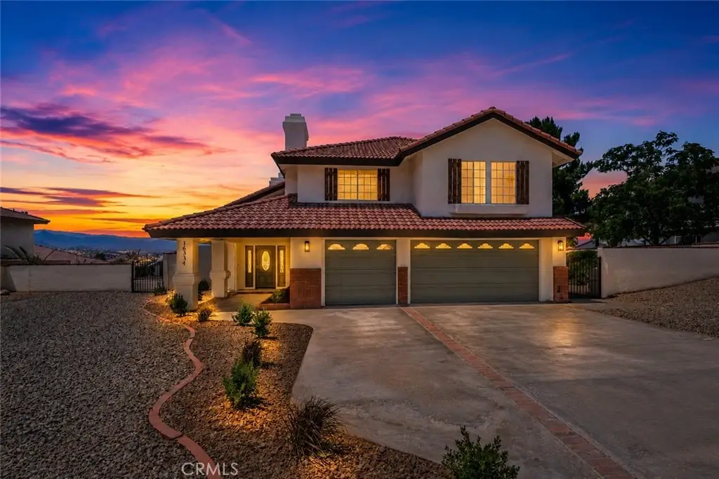 16334 Ridge View Drive, Apple Valley, CA 92307 - #1