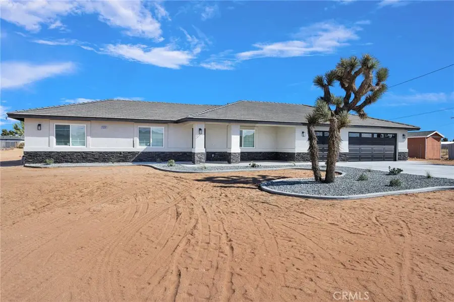 15130 Dakota Road, Apple Valley, CA 92307 - #3