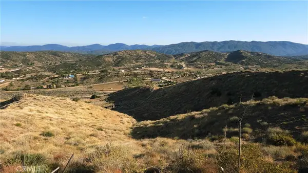 21 Summit Valley Road, Hesperia, CA 92345