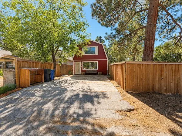 548 Riverside, Sugarloaf, CA 92386