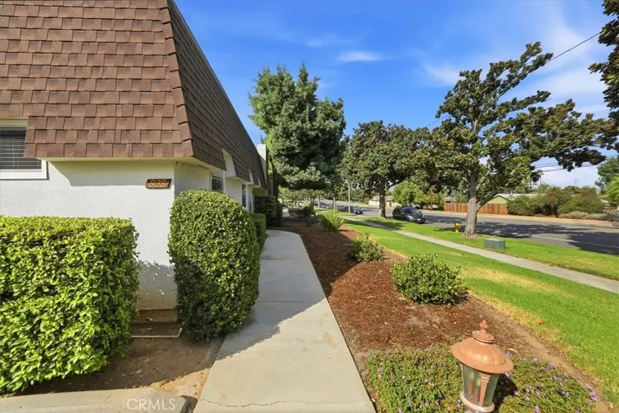 828 E Highland Avenue, Redlands, CA 92374 - #3