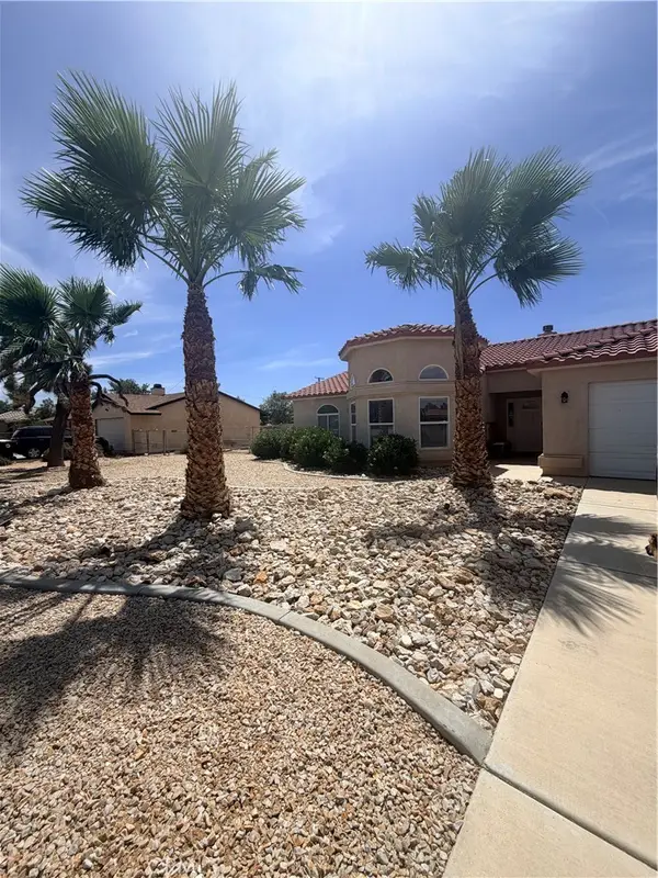 13240 Skiomah, Apple Valley, CA 92308
