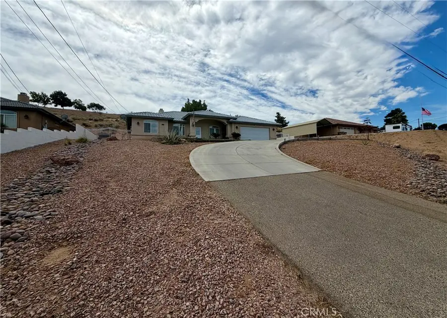 17659 Bangor, Hesperia, CA 92345 - #2