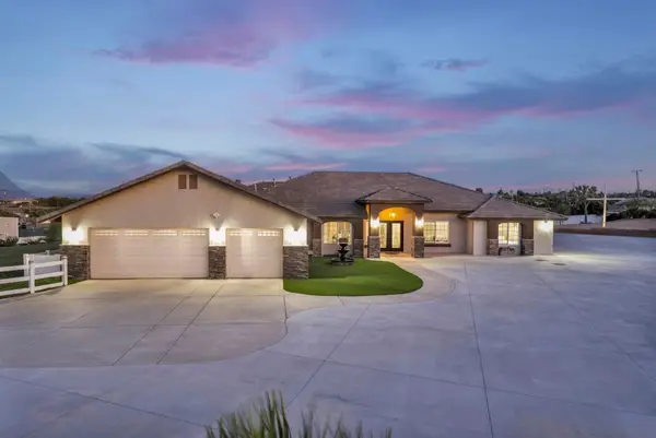 10525 Sage Street, Oak Hills, CA 92344