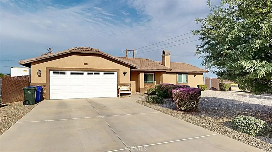 10882 Malgosa, Apple Valley, CA 92308 - #3