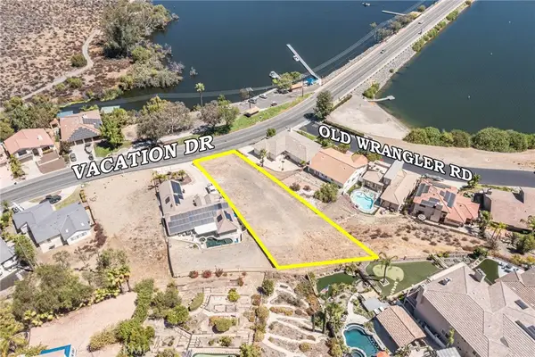 22283 Vacation Drive, Canyon Lake, CA 92587