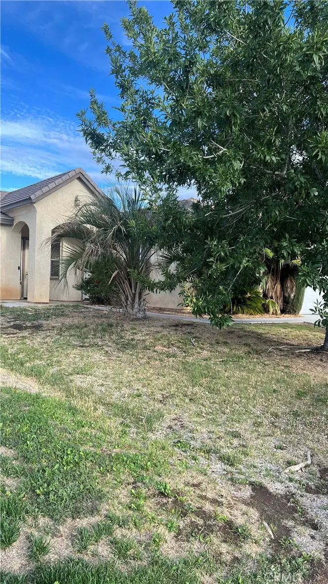 14541 Springdale, Adelanto, CA 92301 - #2