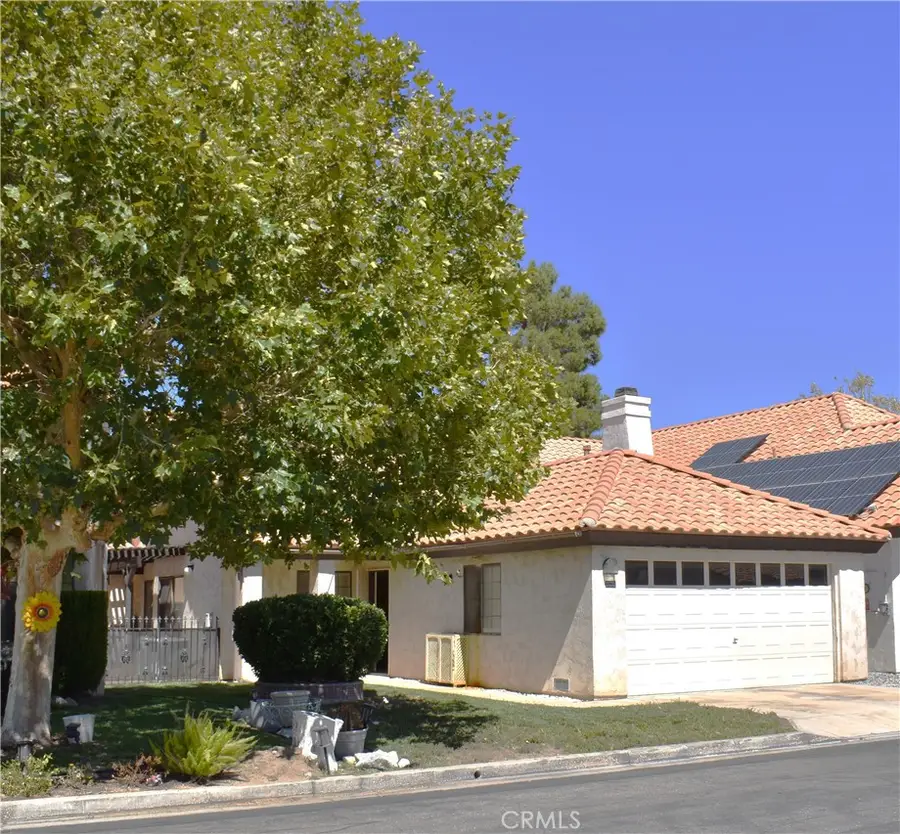 19270 Pine Way, Apple Valley, CA 92308 - #2