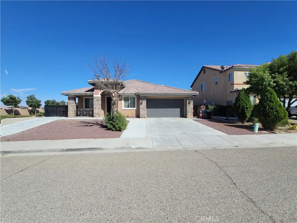 15077 Escalante Court, Victorville, CA 92394 - #1