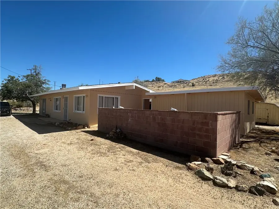 9838 Buena Vista Street, Apple Valley, CA 92308 - #3
