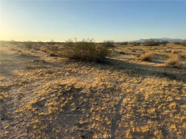 1 Swanee Road, Lucerne Valley, CA 92356