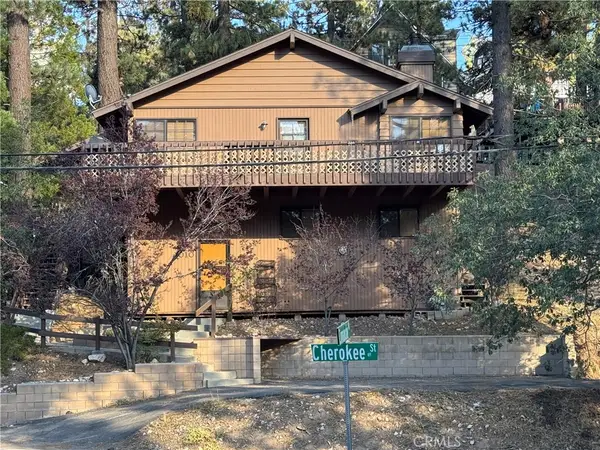 1010 Cherokee Street, Fawnskin, CA 92333