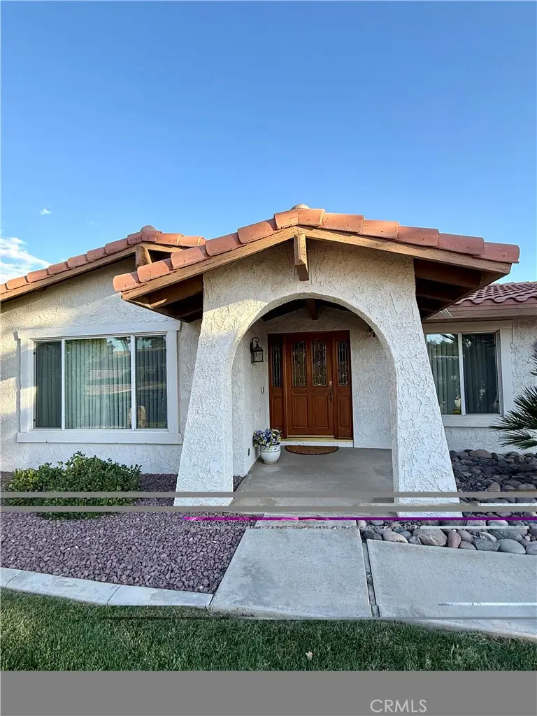 15033 Riverside Way, Apple Valley, CA 92307 - #2