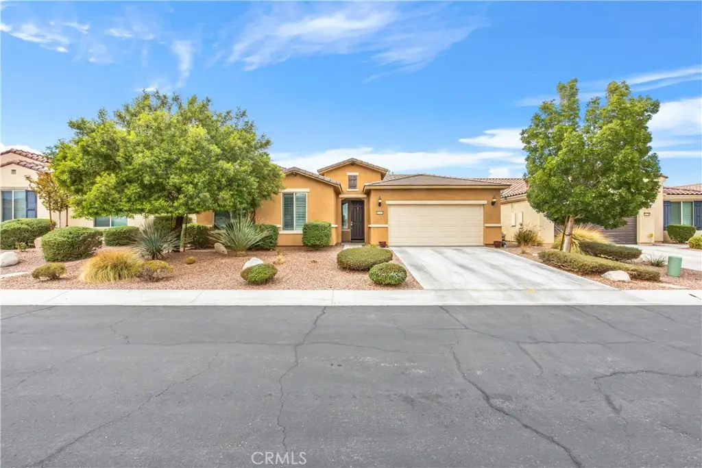 11752 Cascade, Apple Valley, CA 92308 - #1