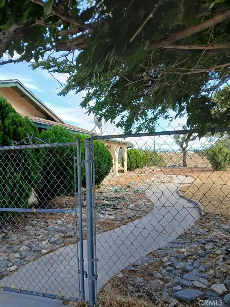 10722 Phelan Road, Oak Hills, CA 92344 - #3