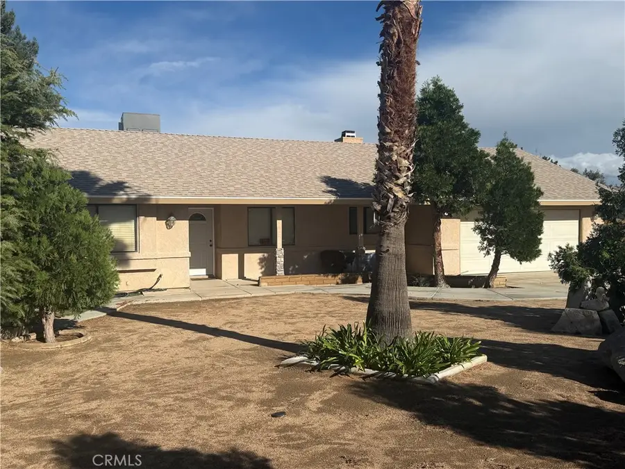 8209 Sherborn, Hesperia, CA 92345 - #3