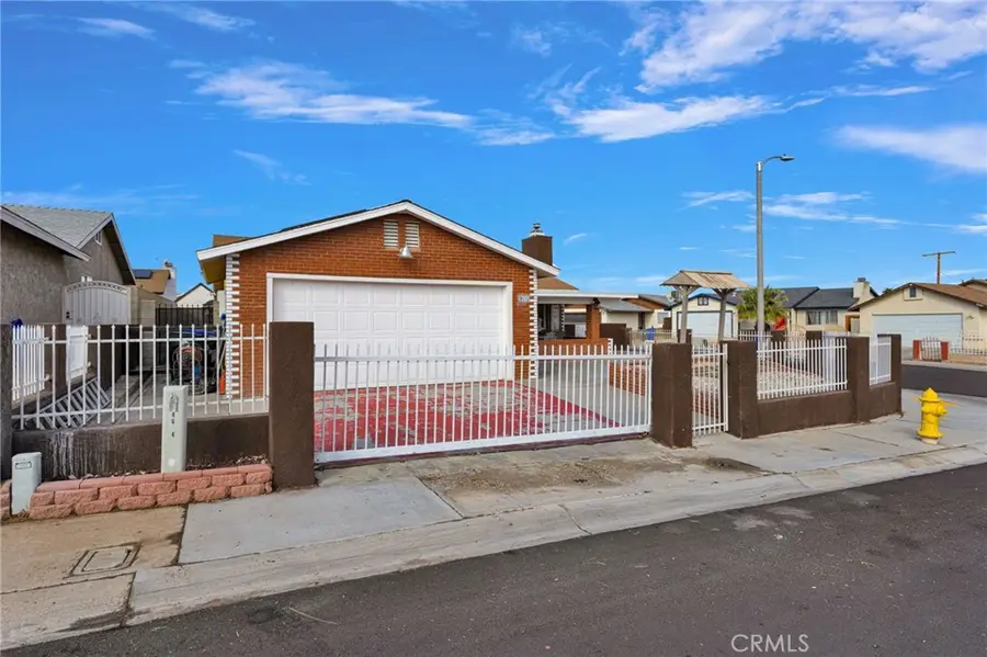 900 Chateau, Barstow, CA 92311 - #2