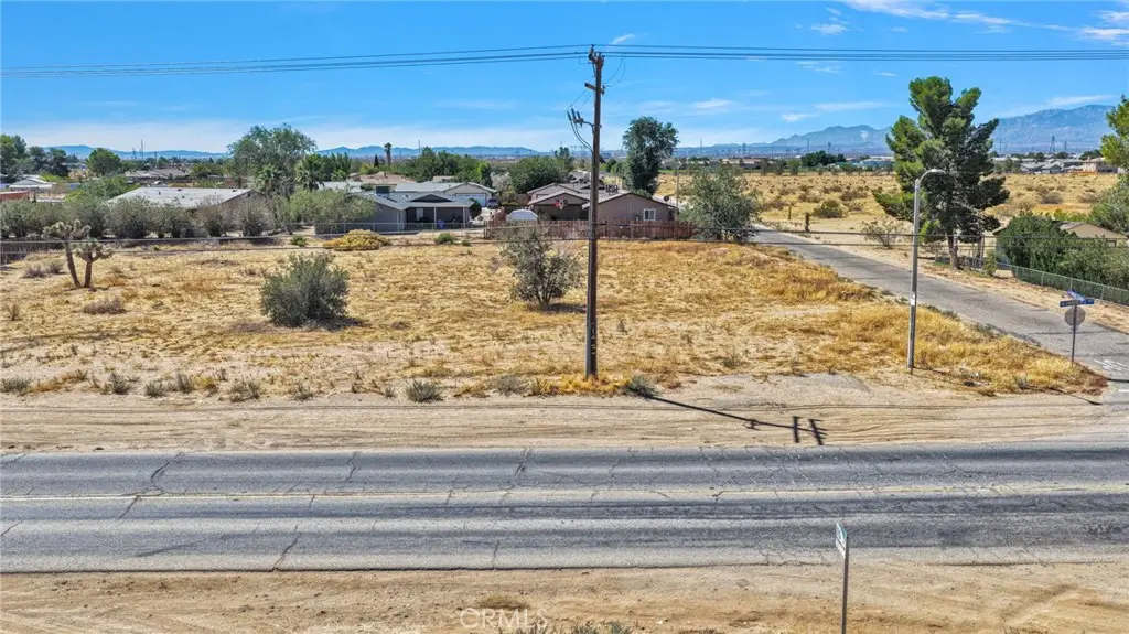 10701 Chamberlaine Way, Adelanto, CA 92301 - #1