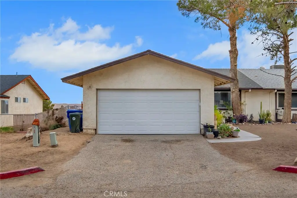 751 Higgins, Barstow, CA 92311 - #1