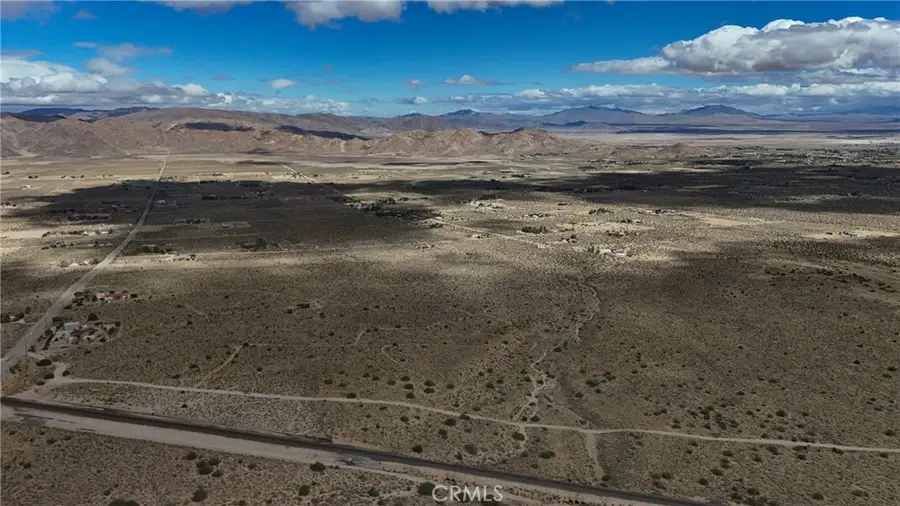 764 High Road, Lucerne Valley, CA 92356 - #2