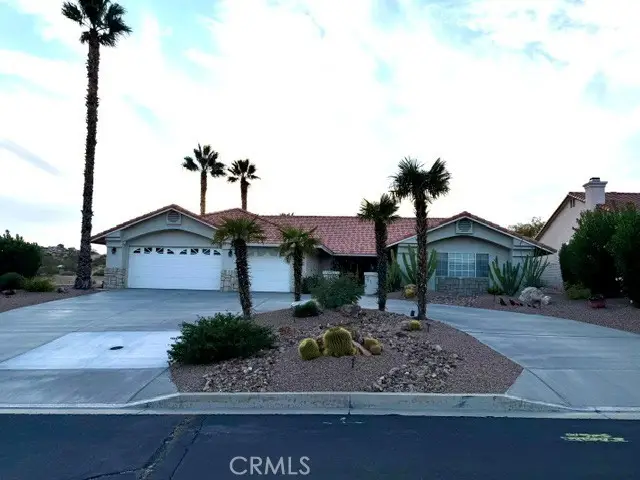 16196 Crown Valley, Apple Valley, CA 92307 - #1