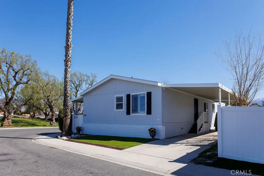 1721 E Colton Avenue #106, Redlands, CA 92373 - Image #1