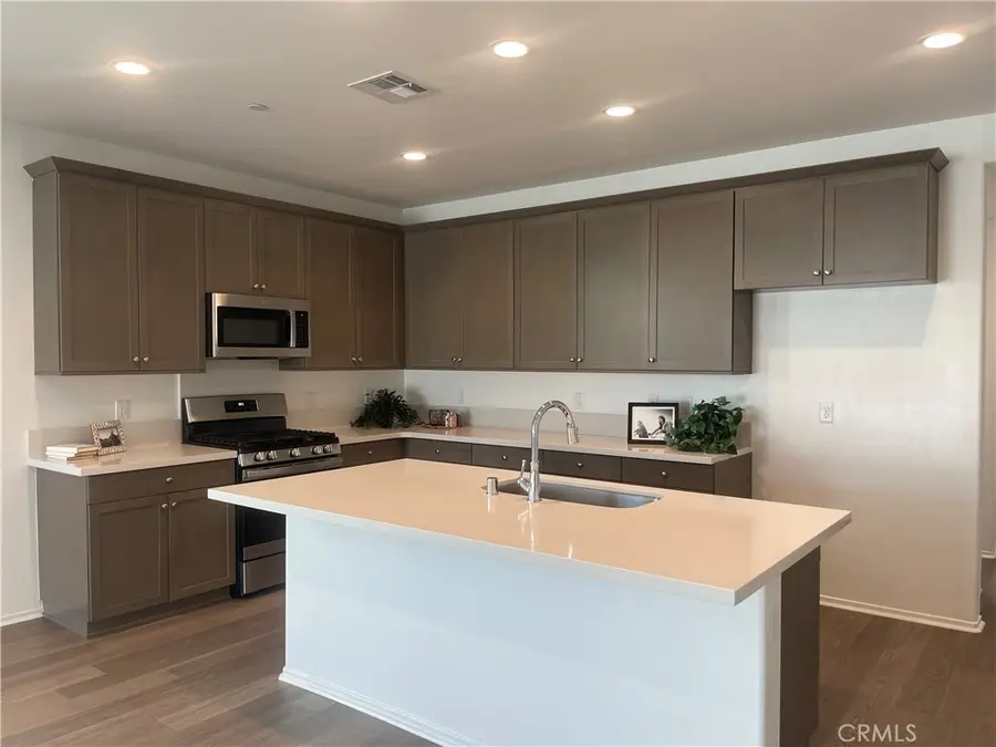 414 Calla Lily Court, Perris, CA 92570 - Image #2