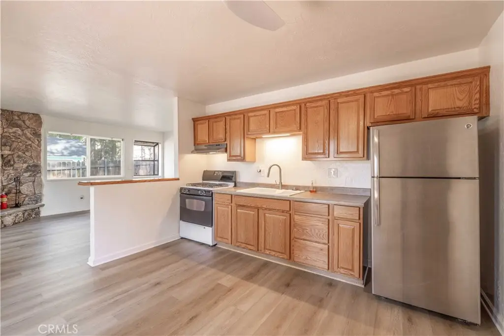 1044 E Country Club Boulevard, Big Bear City, CA 92314 - #1