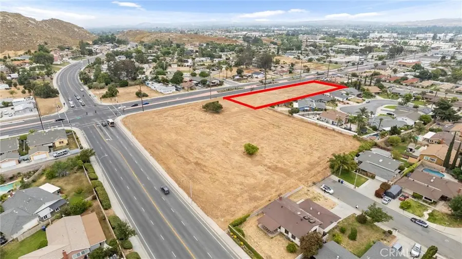 4290 Tyler Street, Riverside, CA 92503 - #3