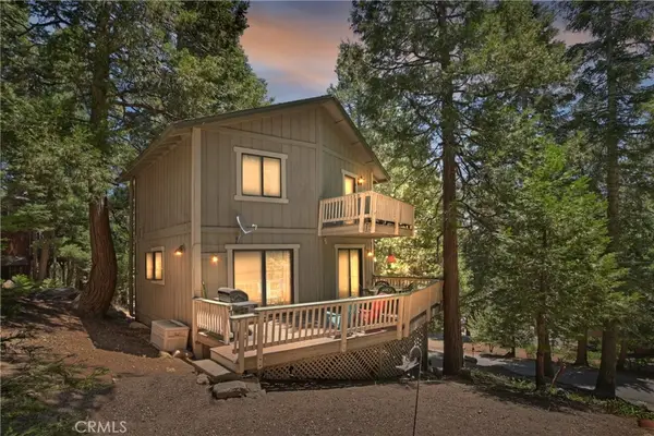 305 Cedarbrook Drive, Twin Peaks, CA 92391