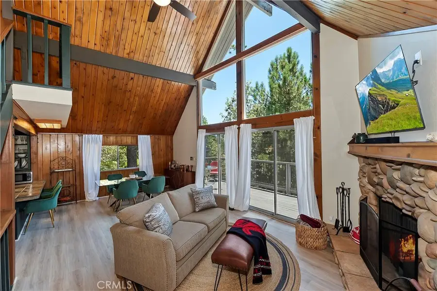 27230 Peninsula Drive, Lake Arrowhead, CA 92352 - #2