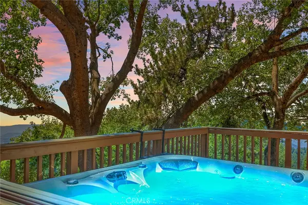 2461 Spring Oak Drive, Running Springs, CA 92382