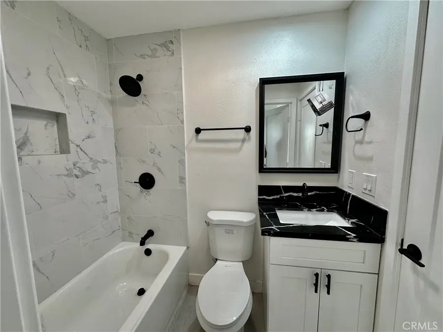 325 W W 6th St Street, San Bernardino, CA 92401 - Image #3