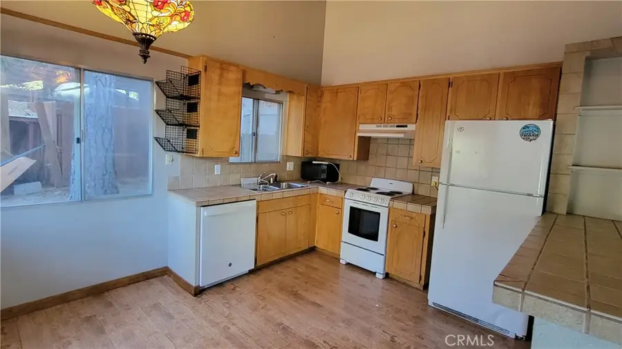 31150 Summit Drive, Running Springs, CA 92382 - Image #3