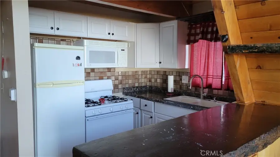 1933 Willow Drive, Running Springs, CA 92382 - Image #3