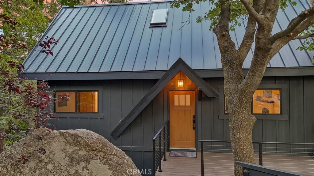 27522 Cedarwood Drive, Lake Arrowhead, CA 92352 - Image #1