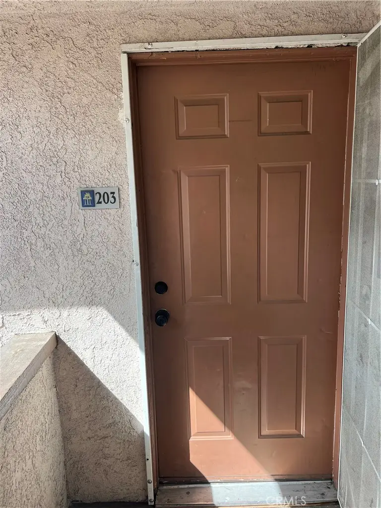 1311 Massachusetts Ave #203, Riverside, CA 92507 - Image #1