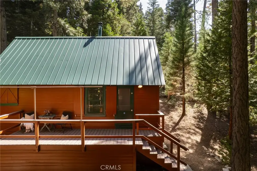 629 Lodge Lane, Twin Peaks, CA 92391 - Image #2