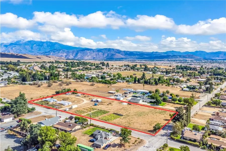 40587 High St, Cherry Valley, CA 92223 - #2