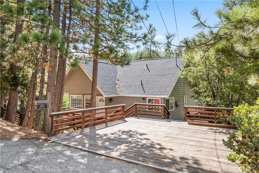 1242 Evergreen, Lake Arrowhead, CA 92352 - Image #1