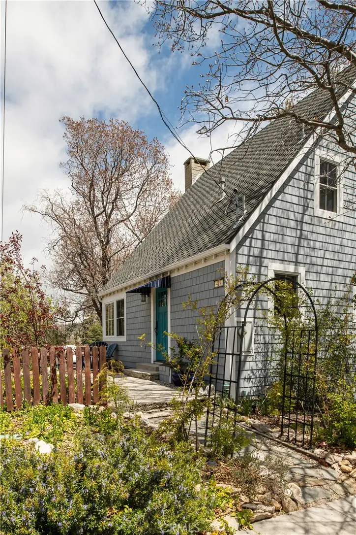 419 Hemlock, Lake Arrowhead, CA 92352 - Image #2