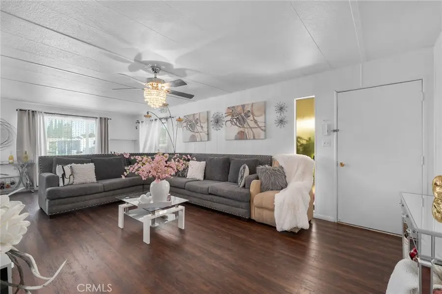 5800 Hamner #416, Eastvale, CA 91752 - #3