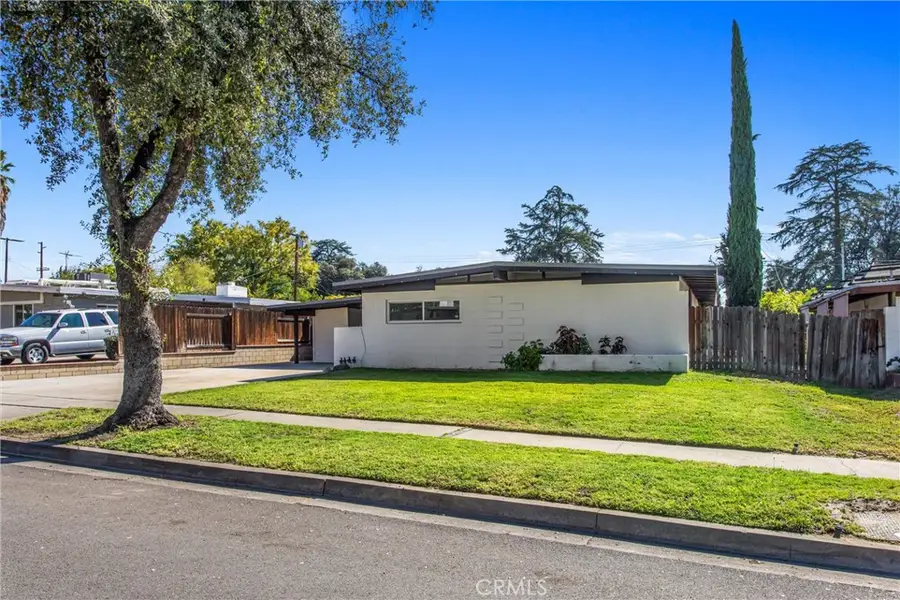 1326 Campus, Redlands, CA 92374 - #2