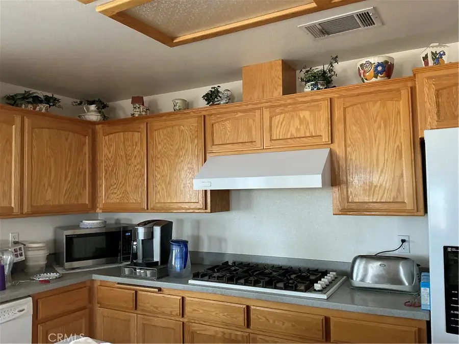 20146 Majestic, Apple Valley, CA 92308 - Image #2