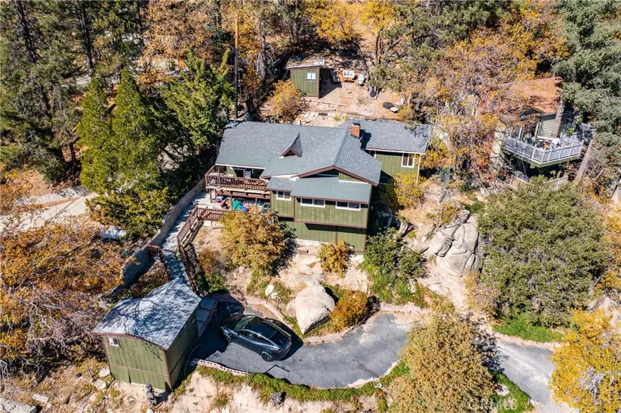 33070 Hilltop Boulevard, Running Springs, CA 92382 - Image #2