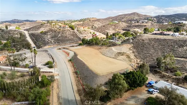 14735 Descanso, Perris, CA 92570