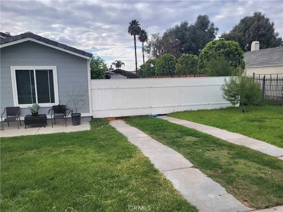 140 S Lincoln Street S, Redlands, CA 92374 - Image #2