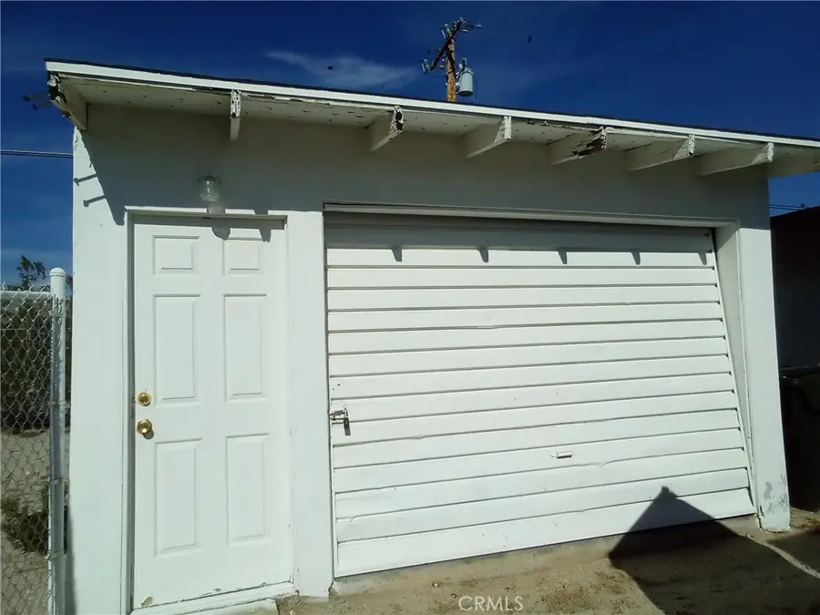 65812 Acoma Avenue, Desert Hot Springs, CA 92240 - Image #2