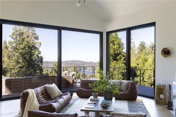 654 S Cumberland, Lake Arrowhead, CA 92352