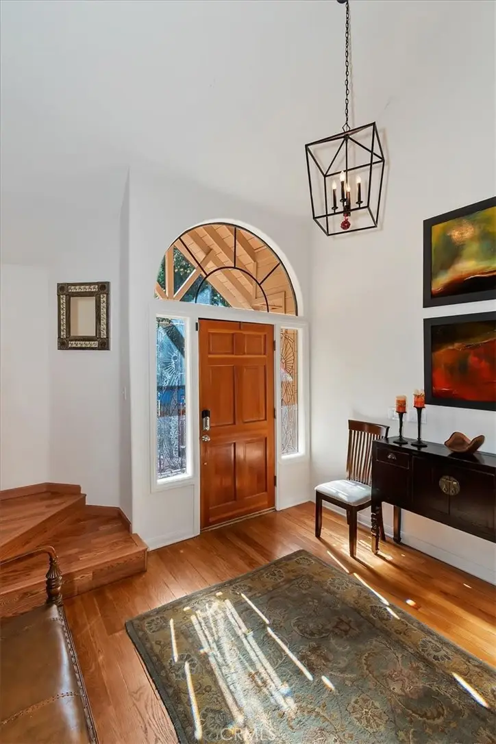 27162 Peninsula Drive, Lake Arrowhead, CA 92352 - Image #3